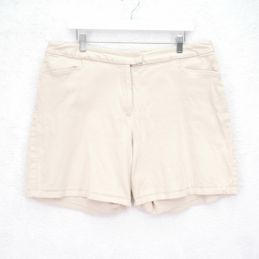 Style & Co Chino Shorts Cream /‎ Tan -18  36 / 6- High Rise Cotton Spandex